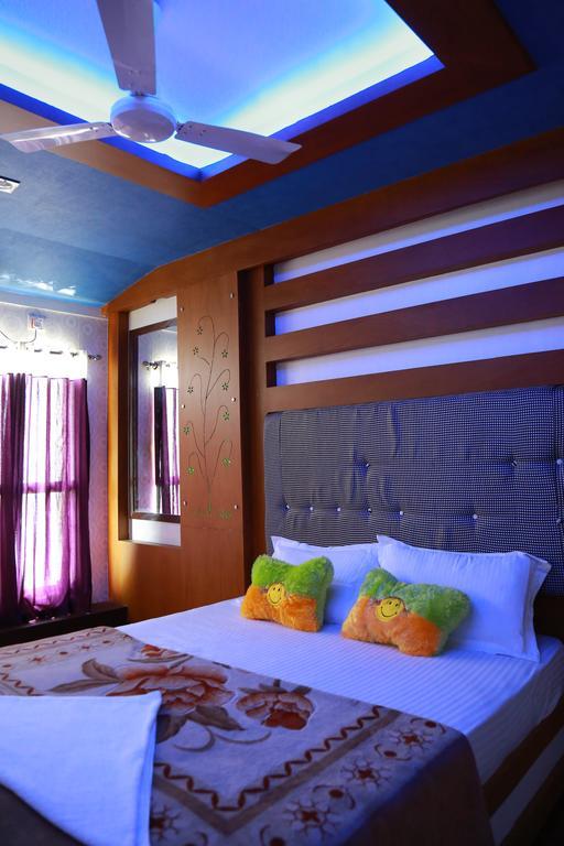 Hotel Marari Houseboat Mararikulam Habitación foto